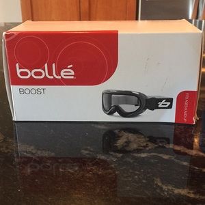 White Bollé ski goggles